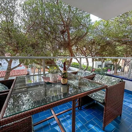 Apartment Girorooms Rivamar